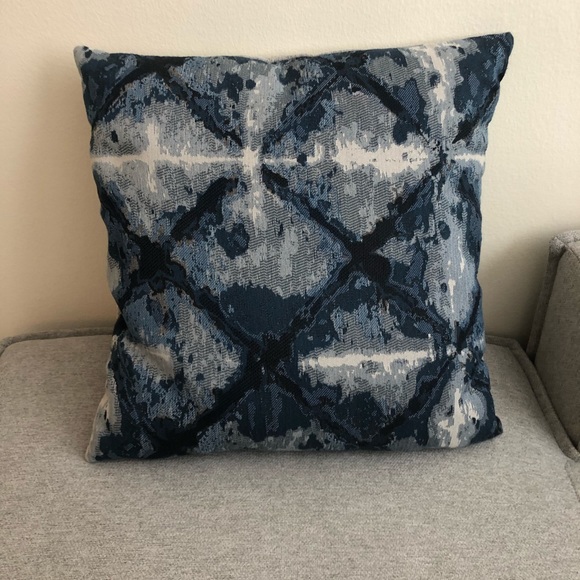 Throw Pillows - Picture 2 of 8